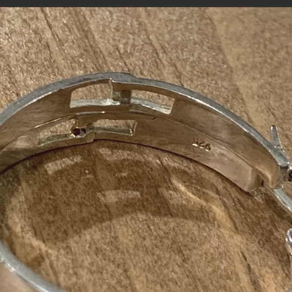 Sterling Silver 925 Hoop Earrings - Picture 8 of 8